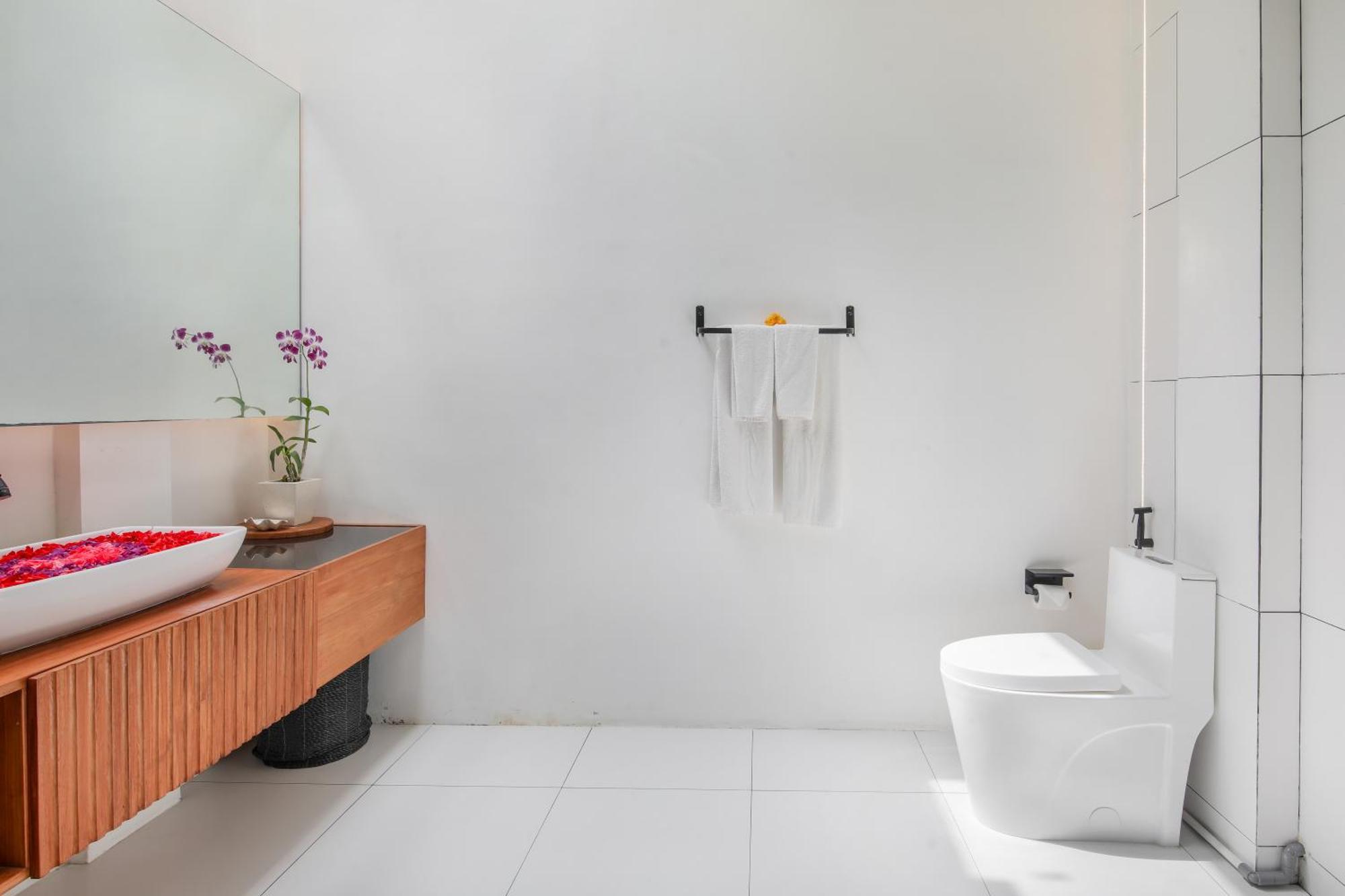 Giraffe Seminyak, 4br Short Walk To Potato Head * Seminyak (Bali)