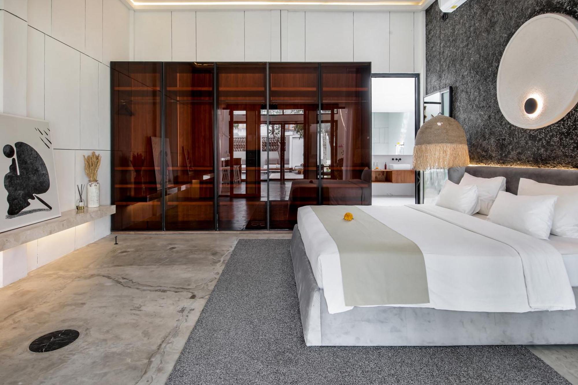 Giraffe Seminyak, 4br Short Walk To Potato Head Seminyak (Bali)